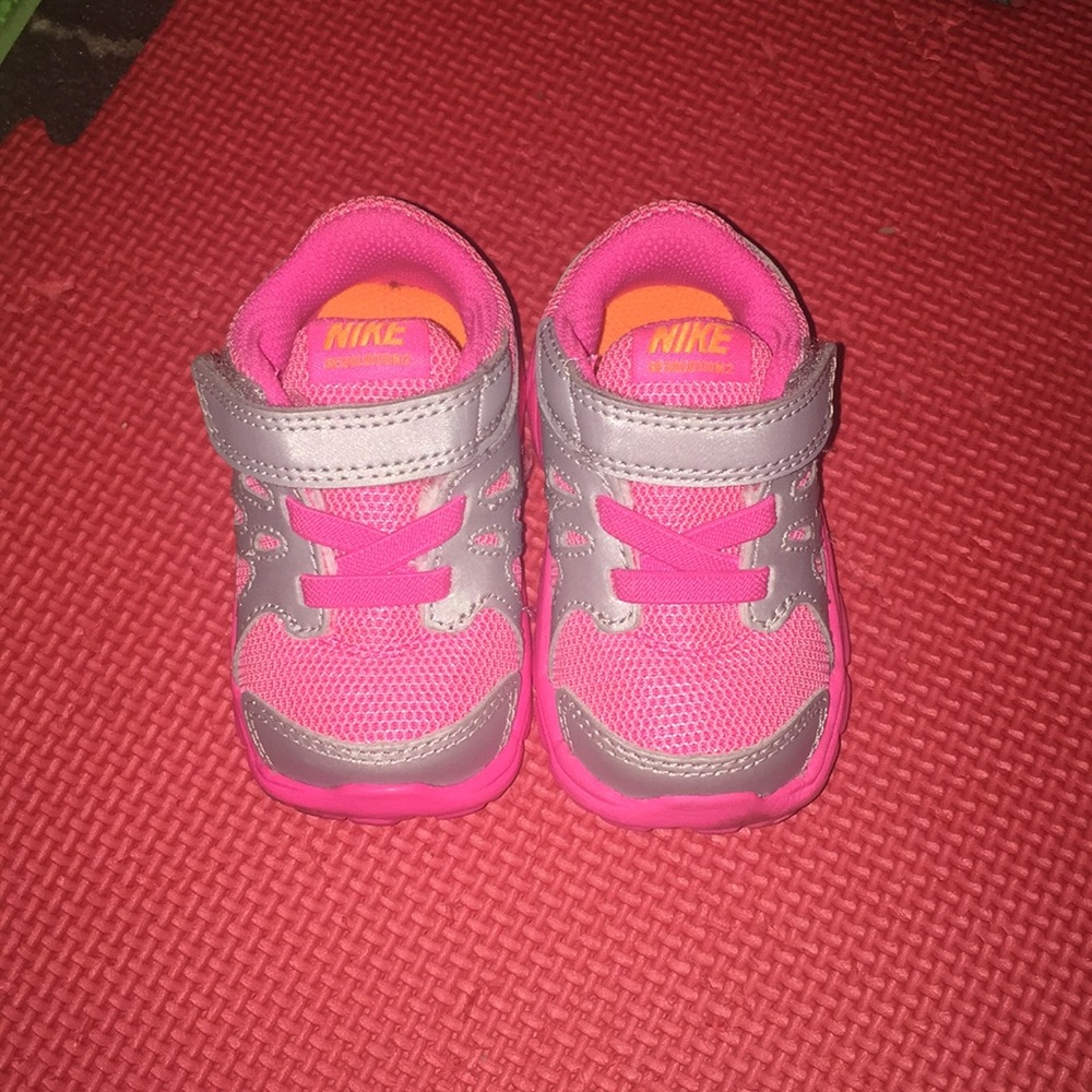 Nike toddler shoes